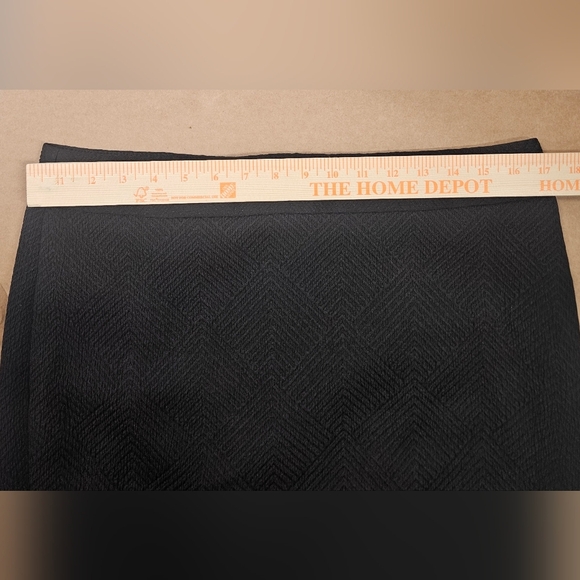 0012 Banana Republic Textured Pencil Skirt Black Fall Formal Office Boss Size 12 - Picture 9 of 12